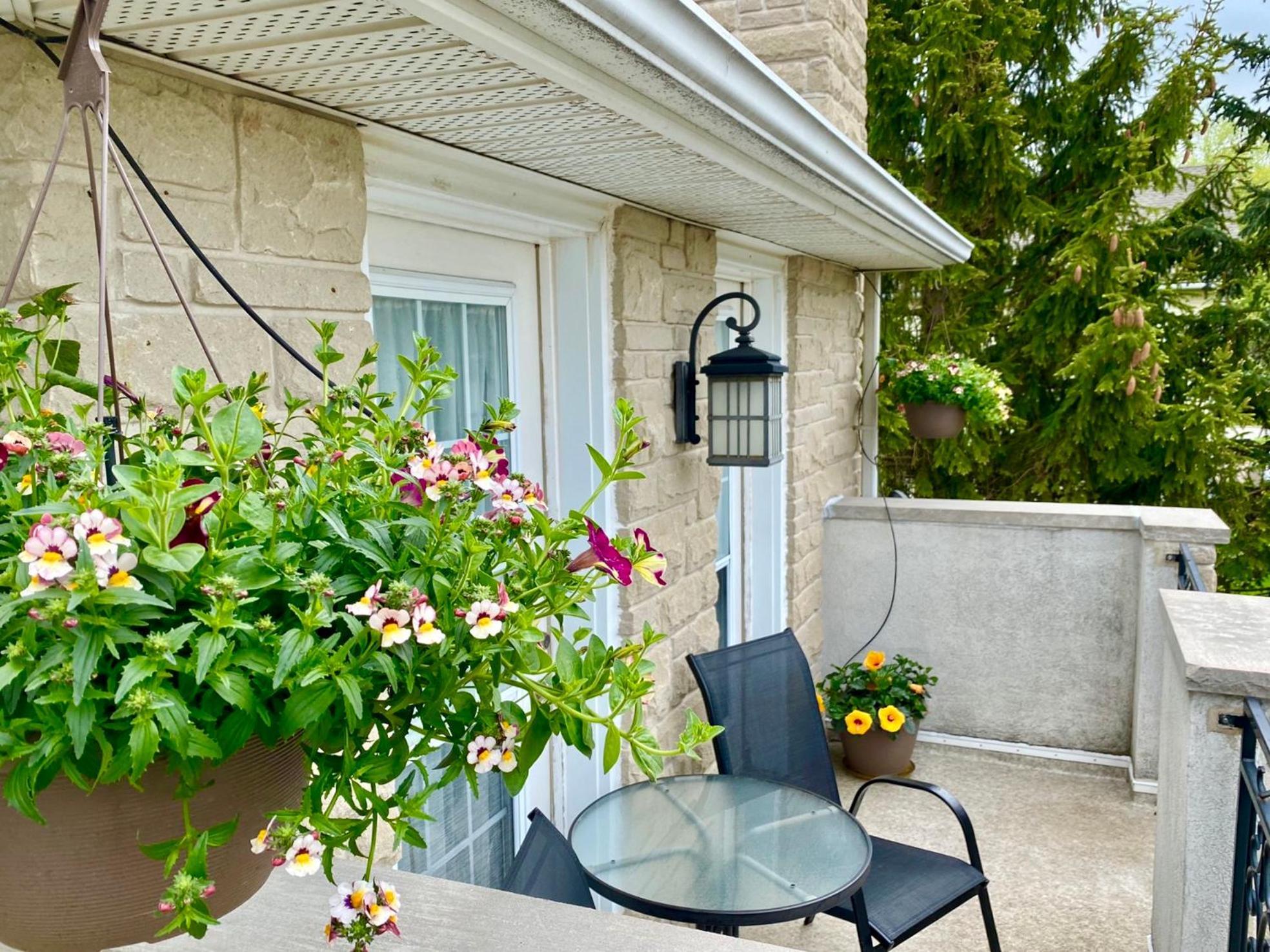 Explorer House Bed & Breakfast Niagara-on-the-Lake Exterior photo