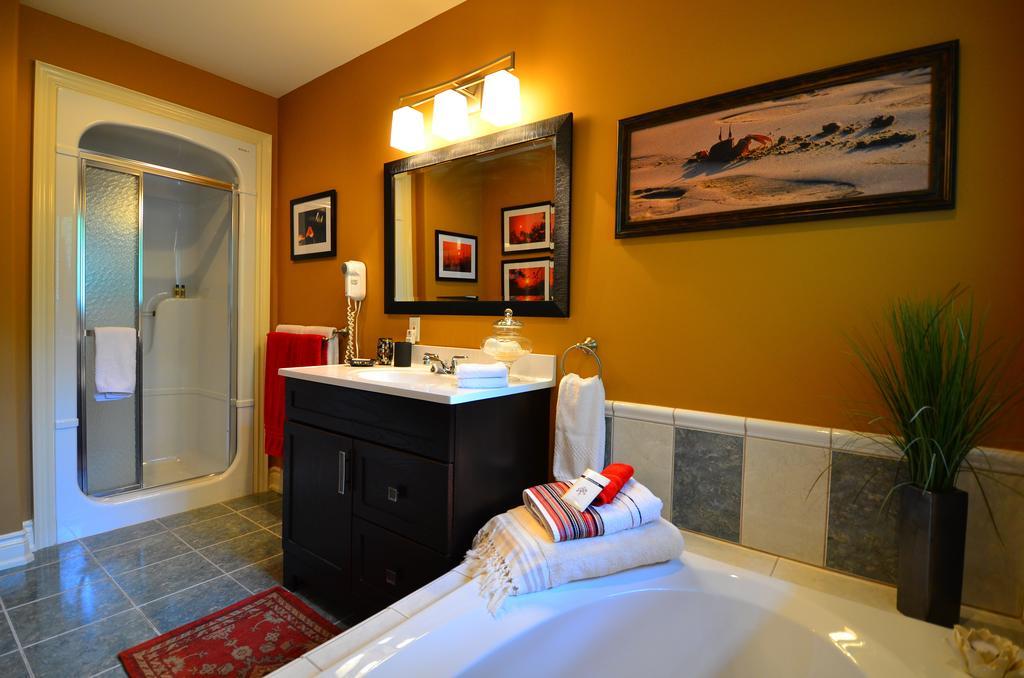 Explorer House Bed & Breakfast Niagara-on-the-Lake Room photo